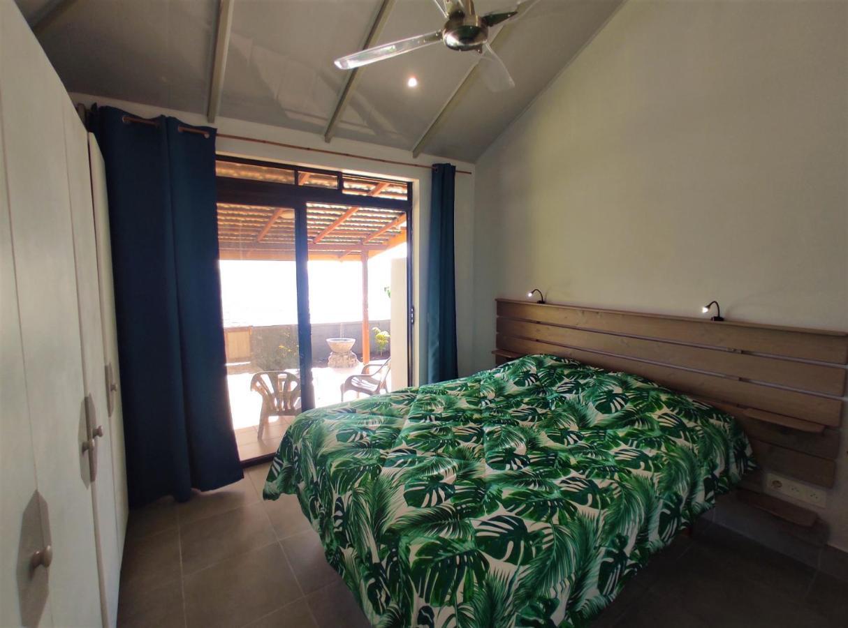 Tahiti - Taharaa Beach Bungalow Arue  Eksteriør billede