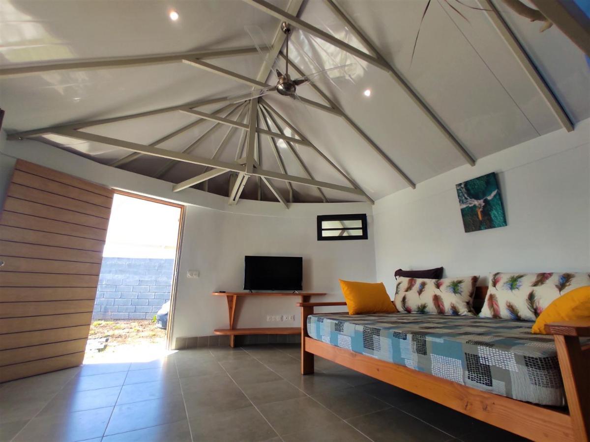 Tahiti - Taharaa Beach Bungalow Arue  Eksteriør billede